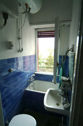 rome bathroom