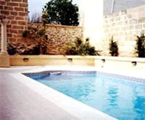Malta villa pool 1199