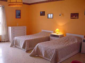 Twin bedroom 2