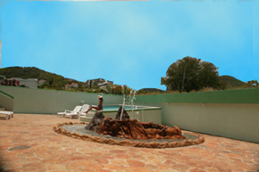 Villa pool