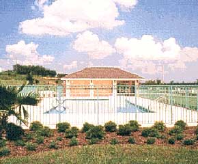 swimminin pool