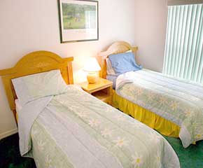 Twin bedroom 3