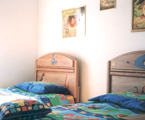 twin bedroom